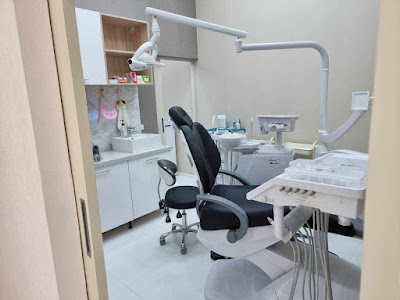 Tooth Tone Dental clinic คลินิกทันตกรรม ทูธโทน — exterior