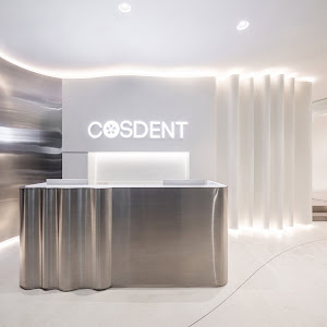 COSDENT สาขา สยาม — exterior
