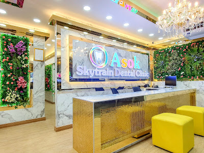 Asok Skytrain Dental Clinic — exterior