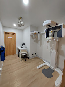 Dent Indeed Dental clinic คลินิกทันตกรรมเดนท์ อินดี๊ด — exterior